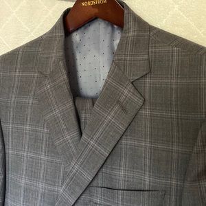 Hart Schaffner Marx mid grey patterned suit